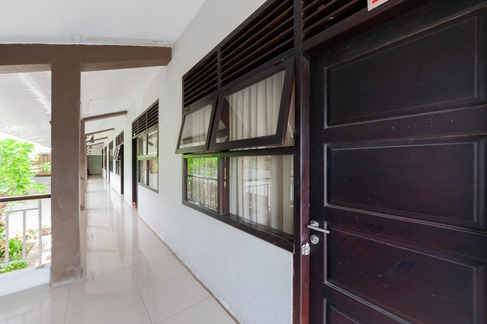 Hotel Reddoorz Syariah Near Convention Hall Banda Aceh